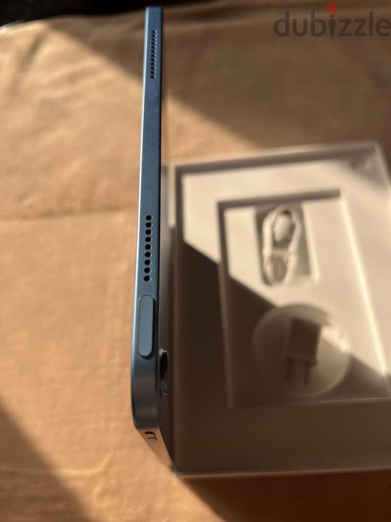 iPad a16 ( 11th generation ) perfect condition 2