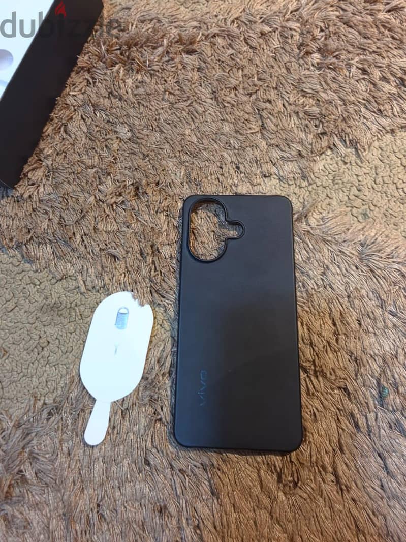 Vivo V60 4