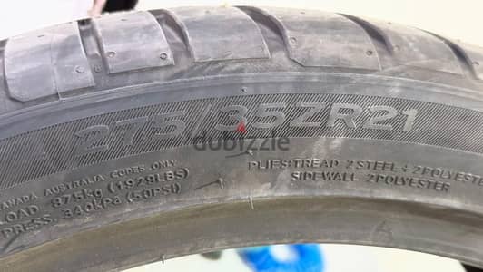 للبيع 4 فرد كاوتش مقاس 275/35R21