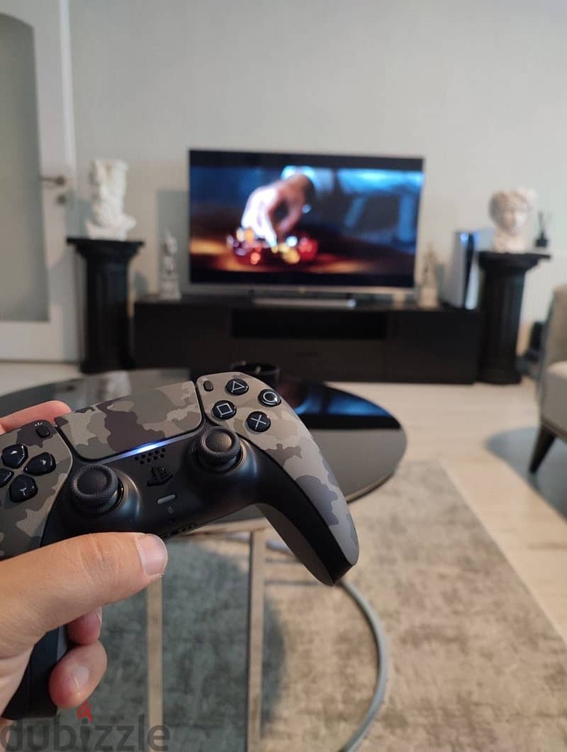 PS5 Dualsense Controller (camo version) 1