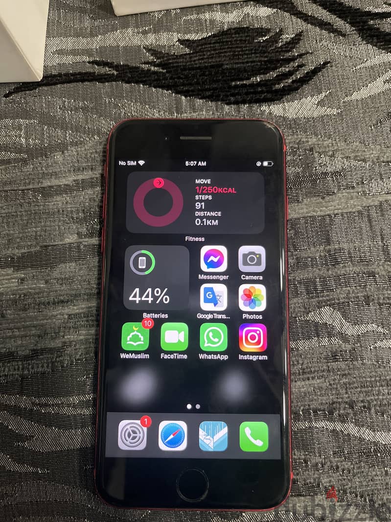 Apple - iPhone 8 4