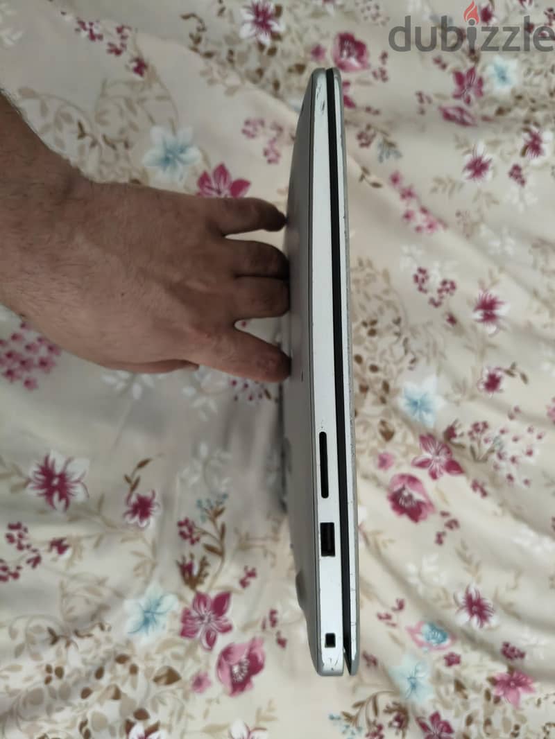 / Dell Inspiron 5593 2