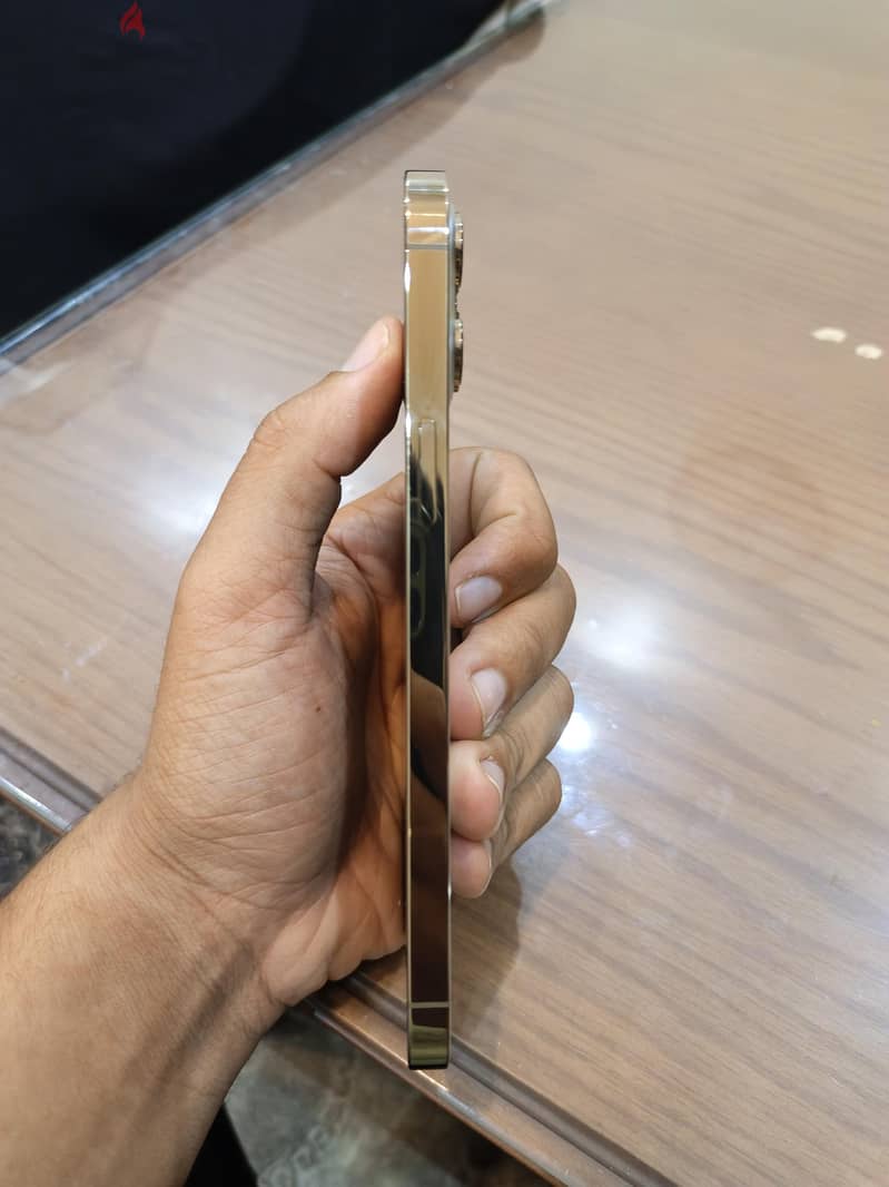 Apple - iPhone 12 Pro Max 4