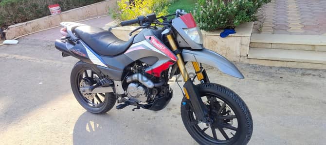 بنيلي VLX 150