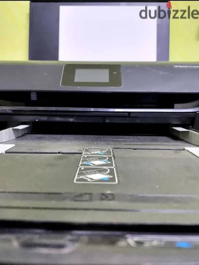 "طابعة HP – سرعة وجودة لا تُضاهى، لكل احتياجاتك