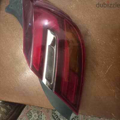 فانوس خلفي اصلي GM لاوبل انسيجنيا ٢٠١٤-٢٠١٧