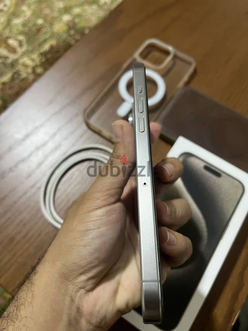 Apple - iPhone 15 Pro Max 2