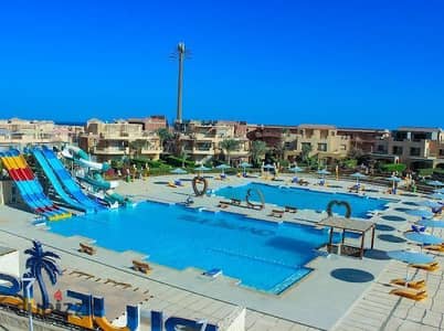 امتلك شاليه واستلم فورا غرفتين بالفرش في لالونا طواحين الهواء