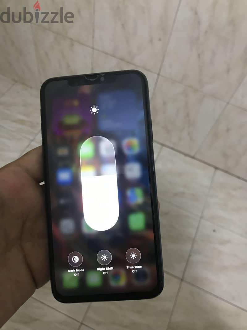 Apple - iPhone 11 Pro Max 2