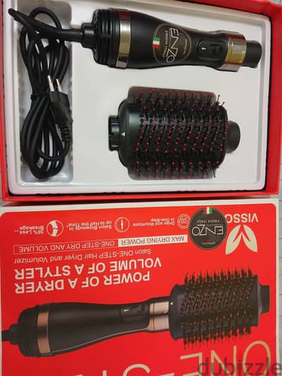 Enzo hair volumizer brush-very good condition