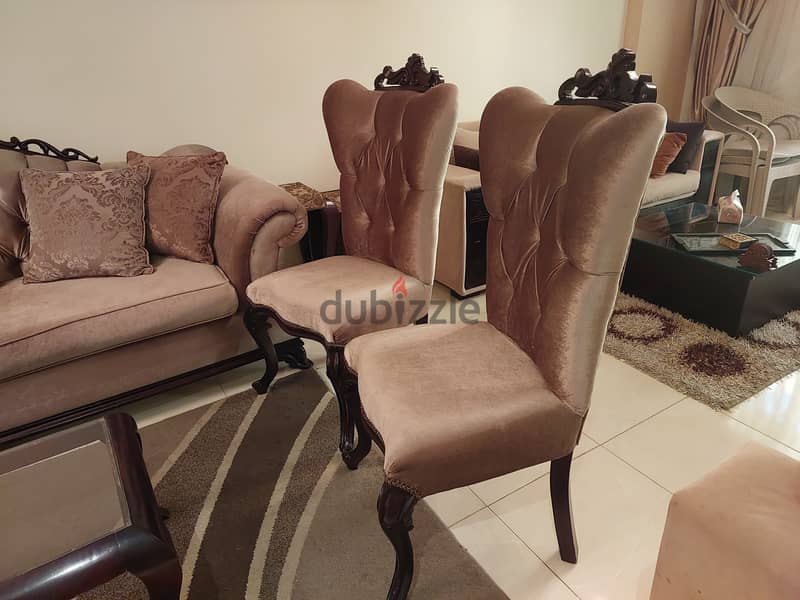 Saloon 3