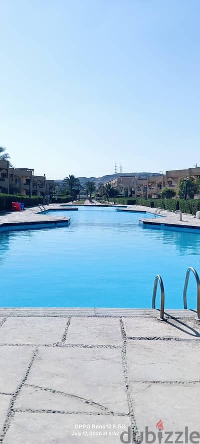 شاليه للايجار بقرية اكواريوس العين السخنة ثلاث غرف قرب البحر