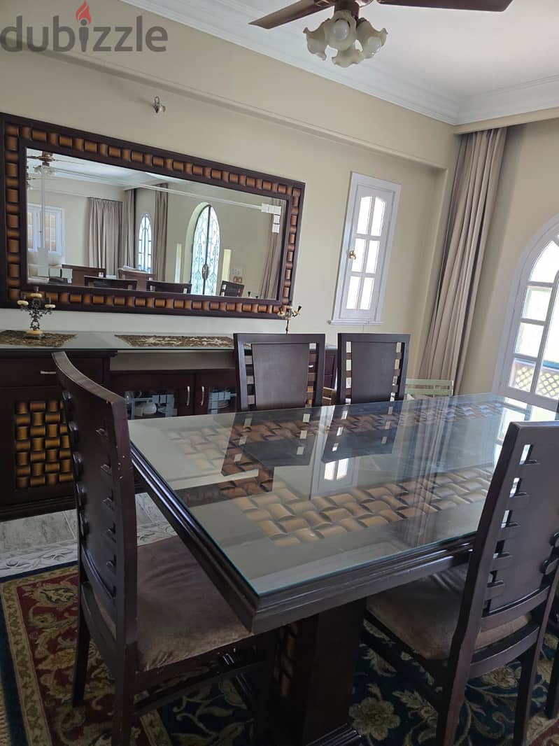 Dining room table with 6 chairs 2