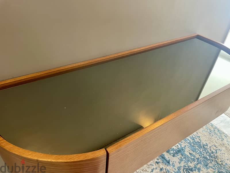 Dresser Floating - Console 3