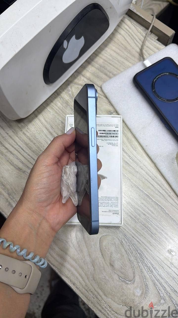 Apple - iPhone 14 5