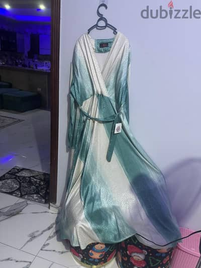 فساتين