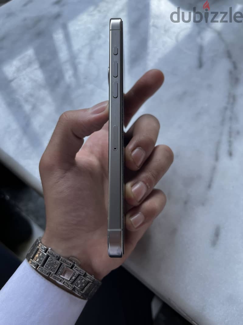 Apple - iPhone 15 Pro Max 5