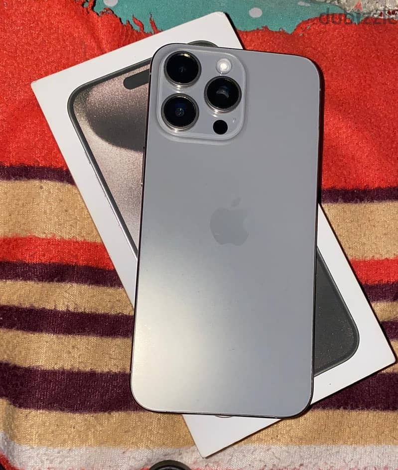 Apple - iPhone 15 Pro Max 6