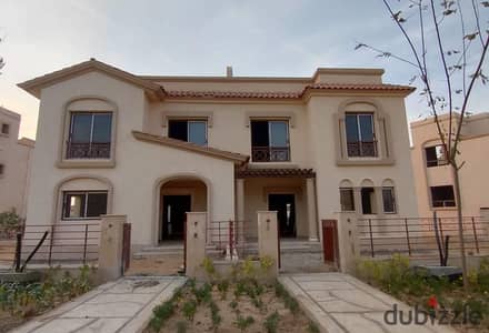 من المالك مباشرة فيلا  (E3)twin house للبيع بمدينتي ( أعلي تميز L010 ) فيلات الفورسيزون بفرق سعر عن الشركة 14 مليون جنيه