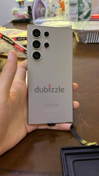 Samsung S24
