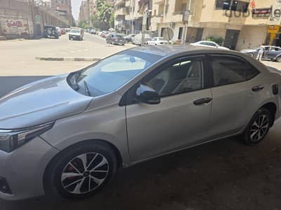 تويوتا كورولا 2015