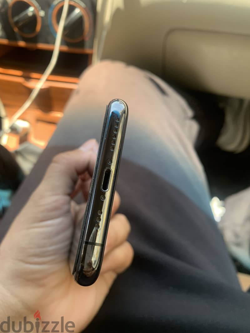 Apple - iPhone 11 Pro 1