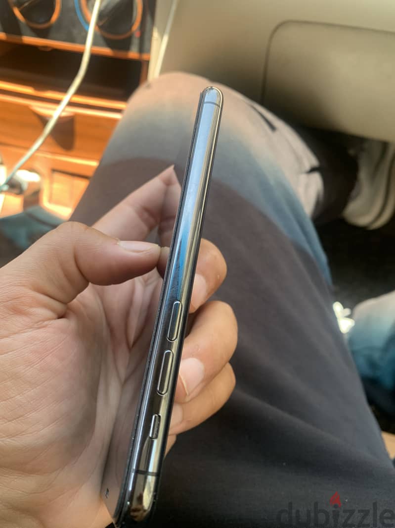 Apple - iPhone 11 Pro 3