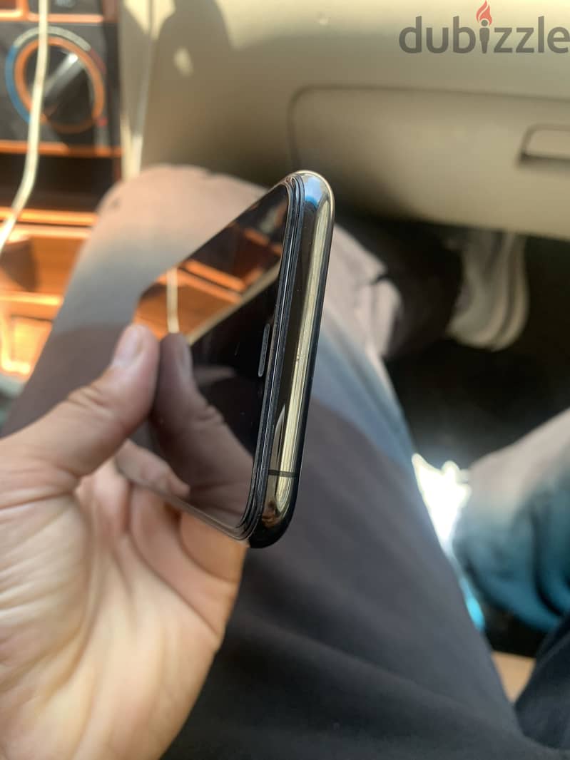 Apple - iPhone 11 Pro 5