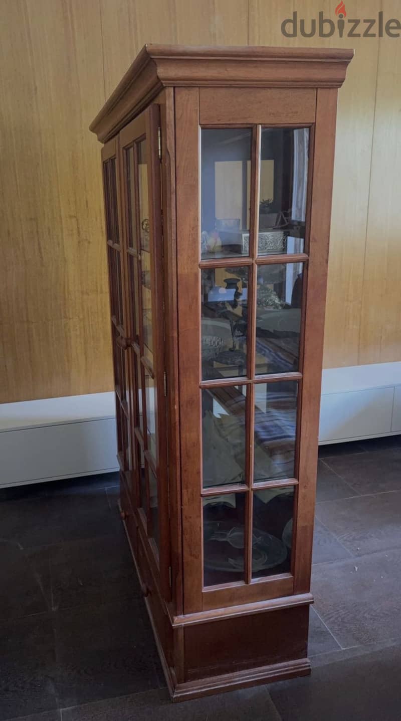 Silverware cabinet 2