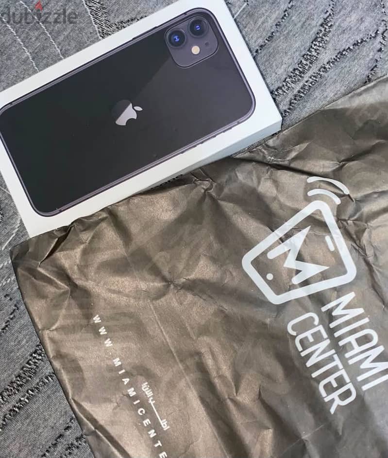 Apple - iPhone 11 1