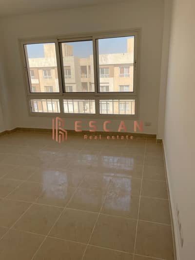 Apartment for sale in Madinaty, B11, garden view, Talaat Moustafa, prime location, 165 sq m