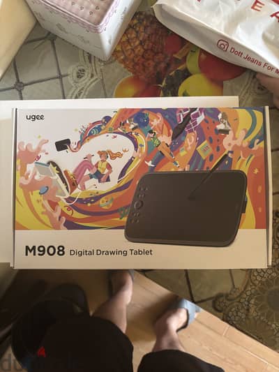 Ugee drawing tablet M908