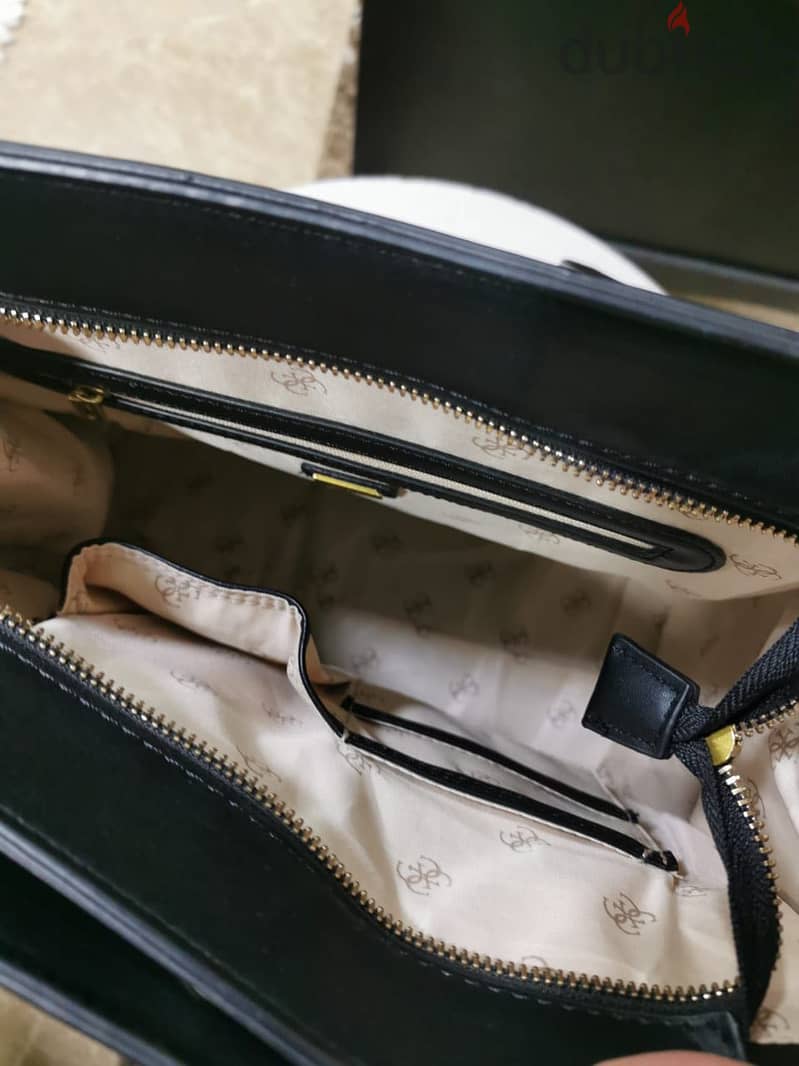 Shoulder and hand bag 2