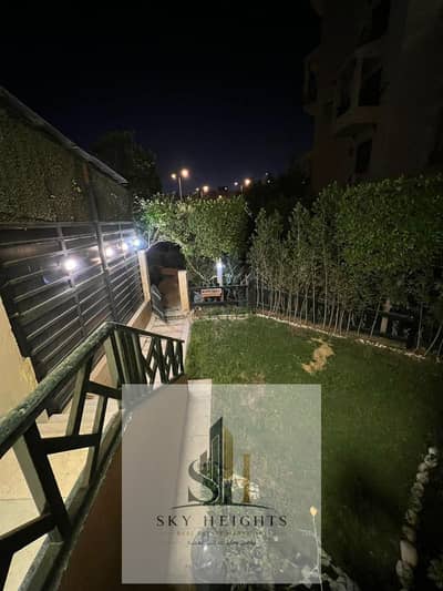 متاح استوديو مفروش في مدينه الرحاب بجاردن خاصه لوكيشن مميز جدا تشطيبات سوبر لوكس وفرش مودرن بسعر لقطه