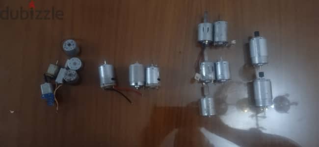 مواتير  احجام و فولتيات مختلفة DC MOTOR