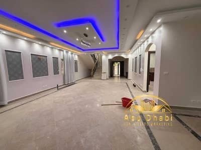فيلا فاخره بالمطبخ والتكيفات( W  )للايجار - مدينتــى VG1   اطلاله خرافيه على البحيرات و الجولف    مباشر   الفيلا تشطيب ألترا سوبر لوكس