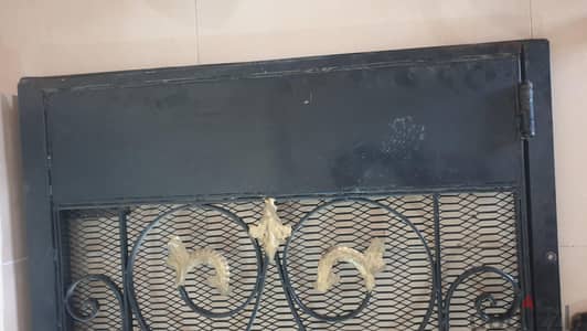باب حديد