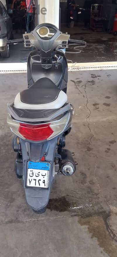 بيع اسكوتر sym
