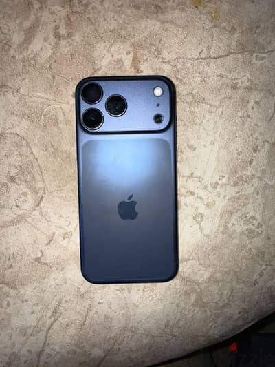 Apple - iPhone 17 Pro Max