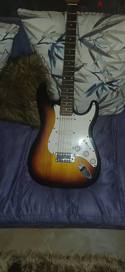 Electric guitar used
