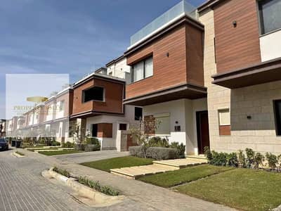 Standalone villa for sale at cash price in Azar 2 Compound in the heart of the Golden Square directly on the Ben Zayed axis with a view of the landscape Standalone villa for sale at cash price in Azar 2 Compound in the heart of the Golden Square directly on the Ben Zayed axis with a view of the landscape
