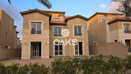 فيلا 230 متر للبيع متشطبة بالكامل جاهزة للسكن داخل كمبوند لافيستا سيتي في القاهرة الجديدة - جاهزة للمعاينة