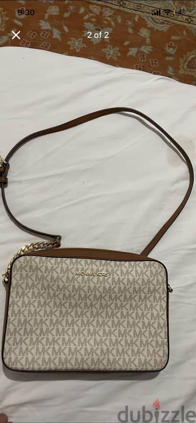 Used like new michael kors bag