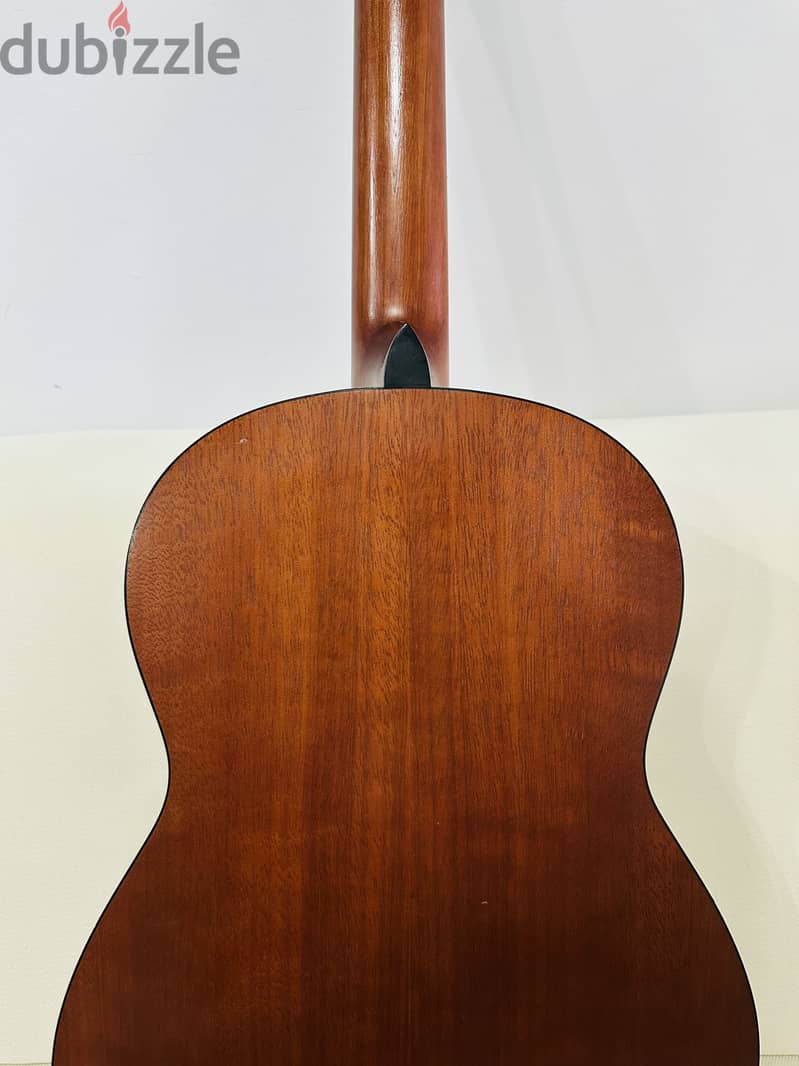 Yamaha Classical nylon guitar 3