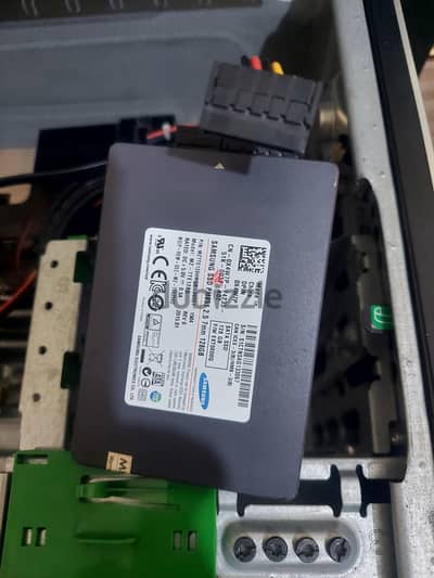 كيسه كمبيوتر بهارد ssd وكارت ٢جيجا