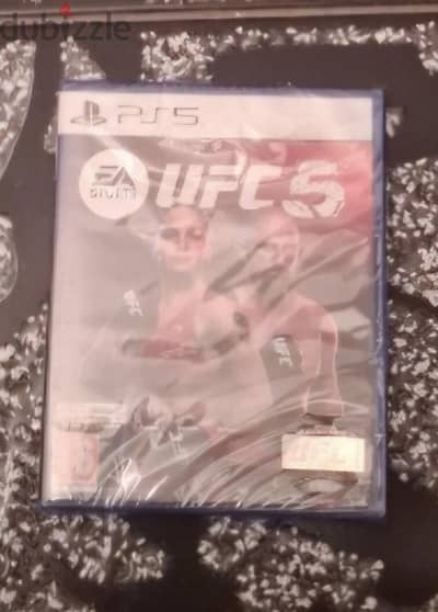 ufc 5 بحاله اكتر من ممتازه