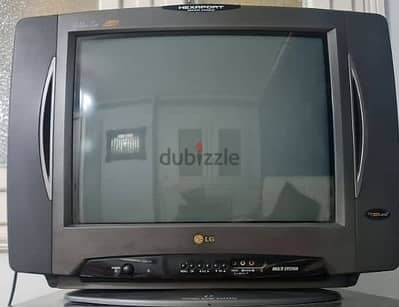 LG 21  بوصة لما يتم له اى صيانه بحالة ممتازة صوت استريو 4 سماعات