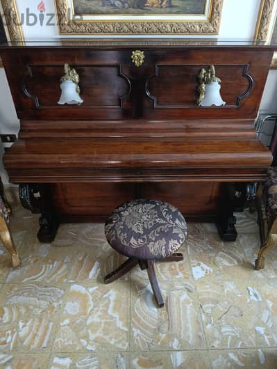 antique piano