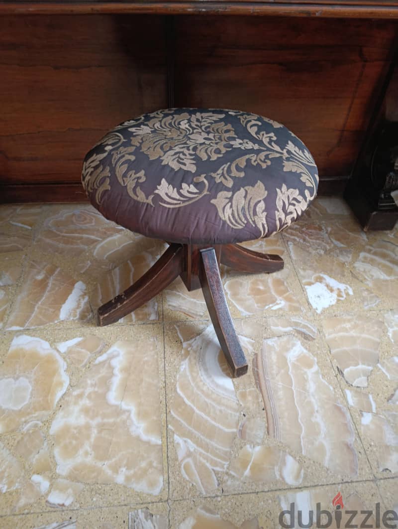 antique piano 3