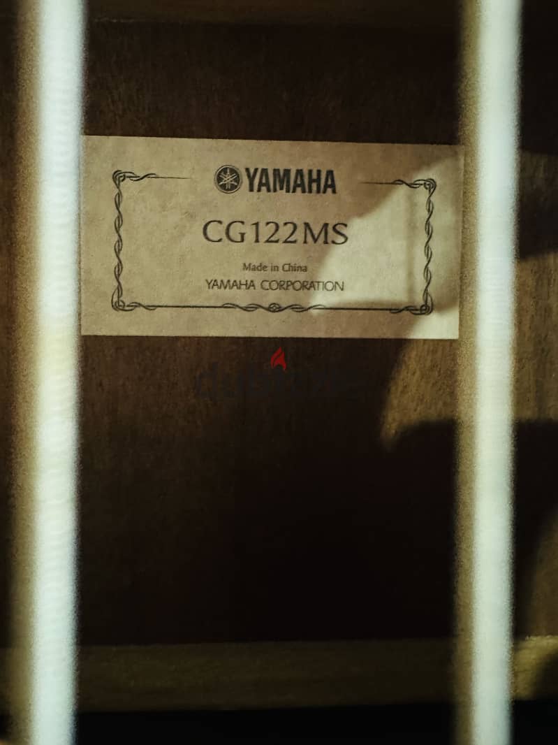 Yamaha Classical nylon guitar 2